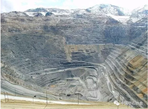 矿业课堂 露天矿山边坡和排土场事故隐患排查与处置露天矿山开采基本知识 